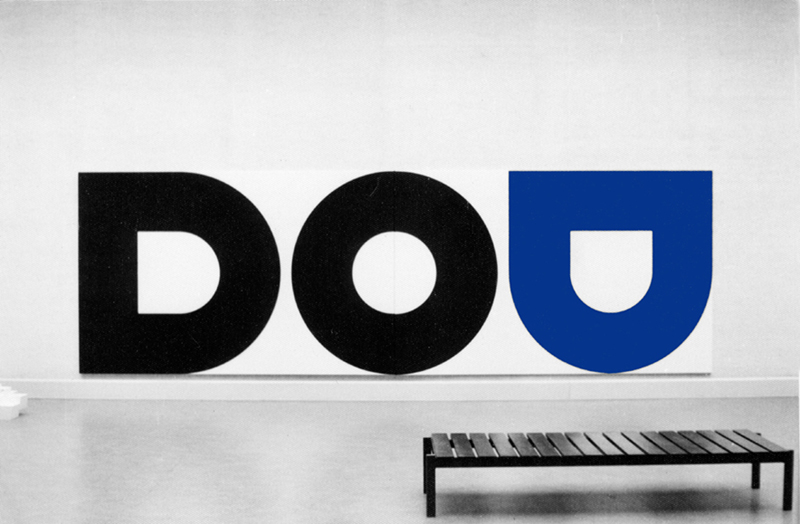 Installation shot of Zwart - Blauw taken at the van Abba Museum in Eindhoven Holland in 1969.